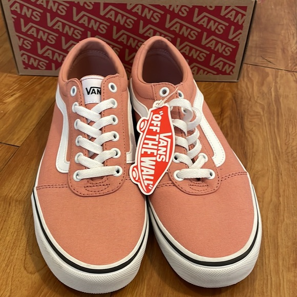 Women’s Vans shoe - Picture 2 of 10
